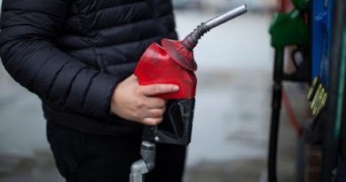 Soaring gas prices putting strain on American households