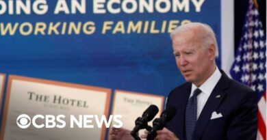 Biden praises third quarter GDP numbers showing economic growth