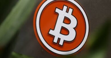 Bitcoin Hovers Around ,000, What’s Next?