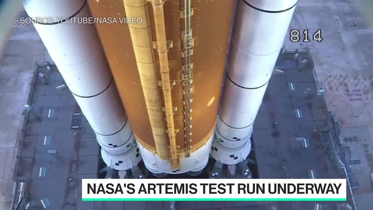 Nasa’S Artemis Rocket Takes Off For The Moon