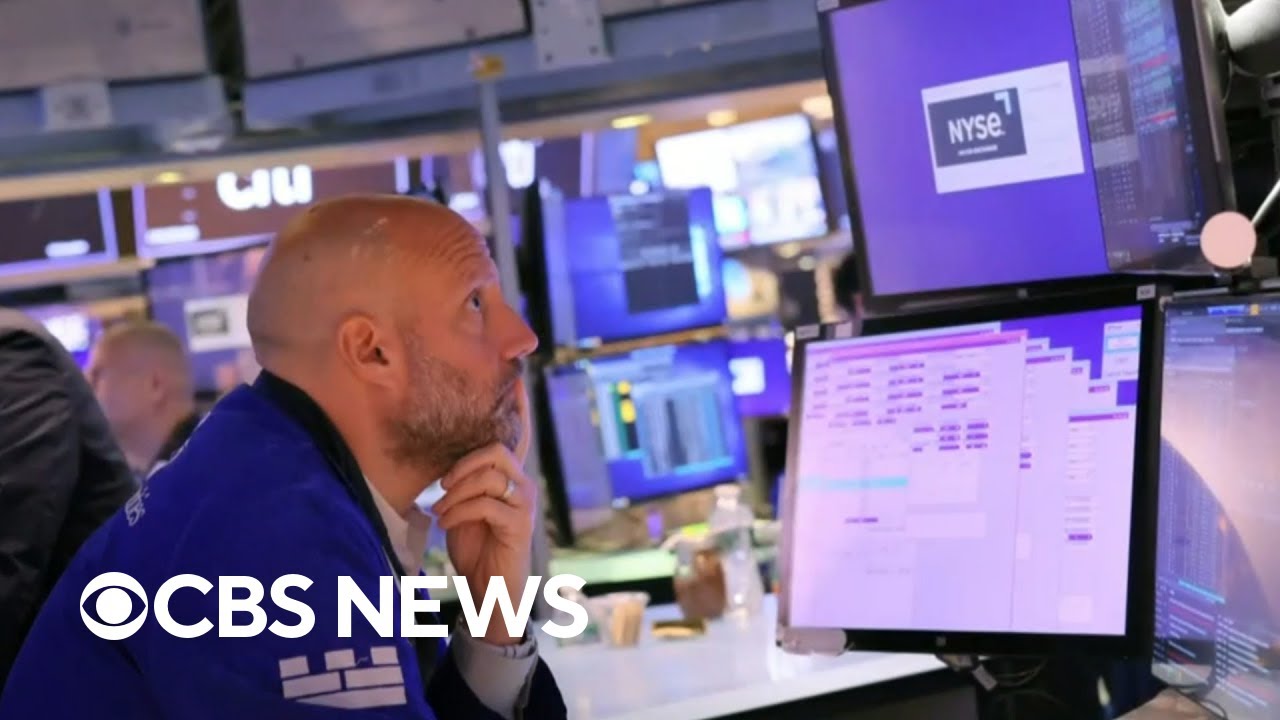 Some Economists Predict The U.s. Will Enter A Recession Next Year