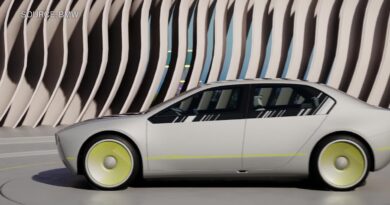 This is BMW’s AI-Powered Concept Car Called “Dee”