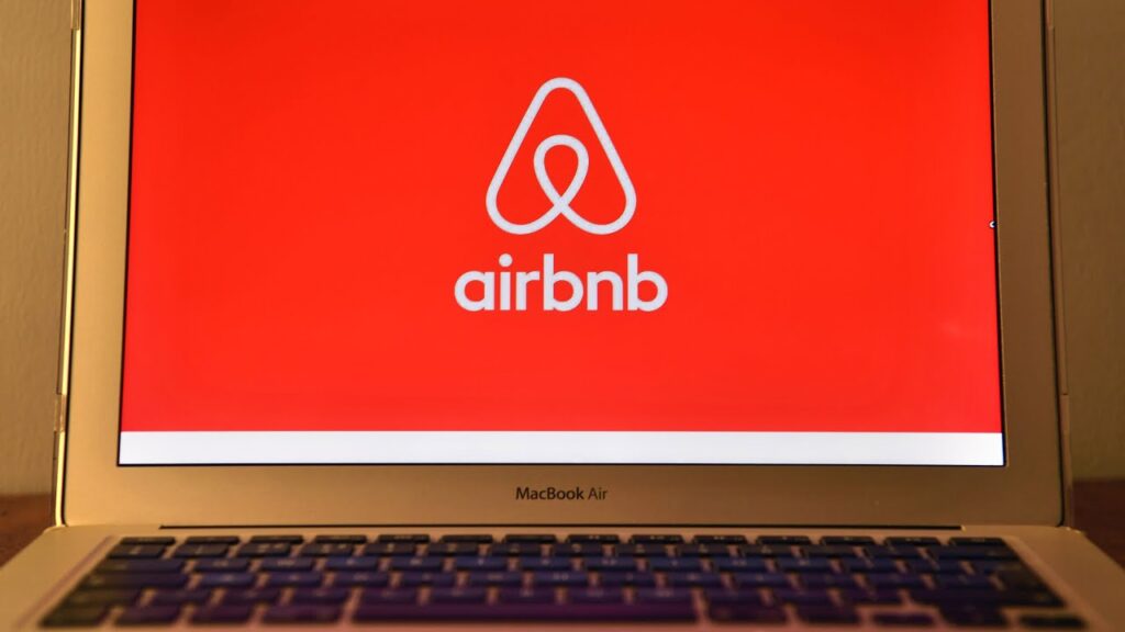 Airbnb Puts Out Plea to Help Host Ukraine Refugess