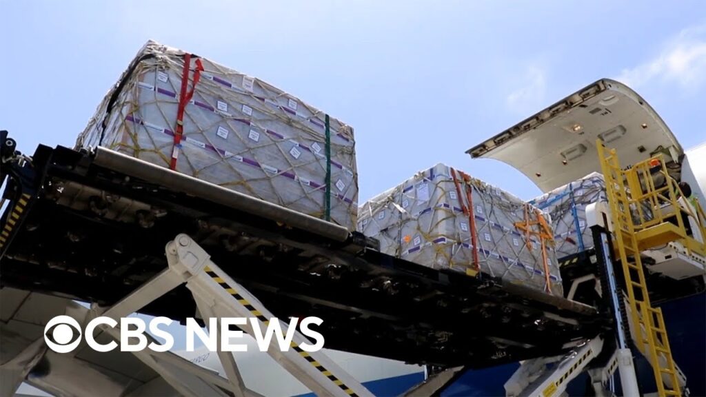 Big shipment of baby formula arrives in Los Angeles