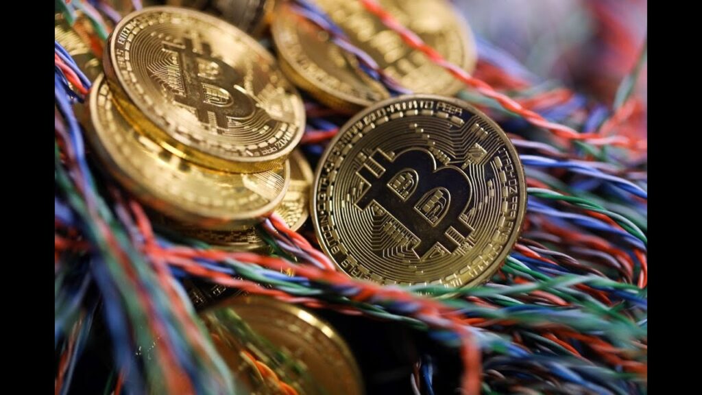 Bitcoin Climbs to ,000 as Regulation Looms