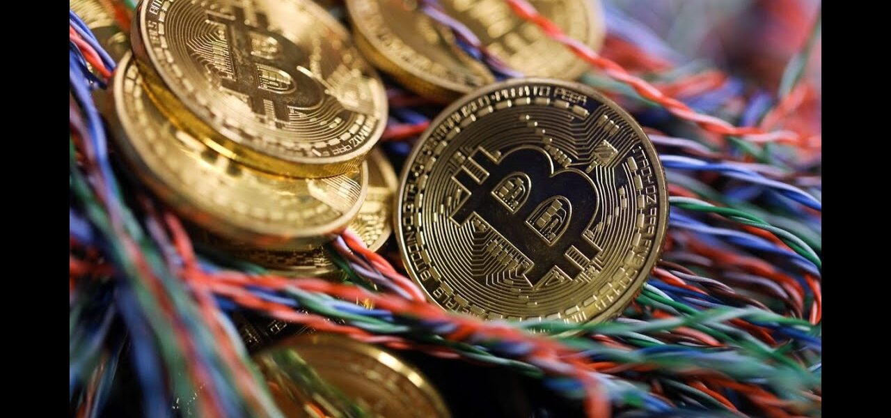 Bitcoin Climbs to ,000 as Regulation Looms