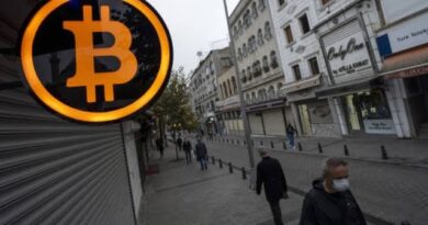 Bitcoin Should Hold Around $40,000 Novogratz Says