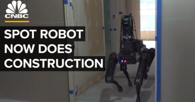 Boston Dynamics’ Robot Spot Inspects Construction