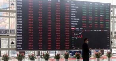 China Stocks to Go Lower, Yuan to Weaken: Oanda’s Halley