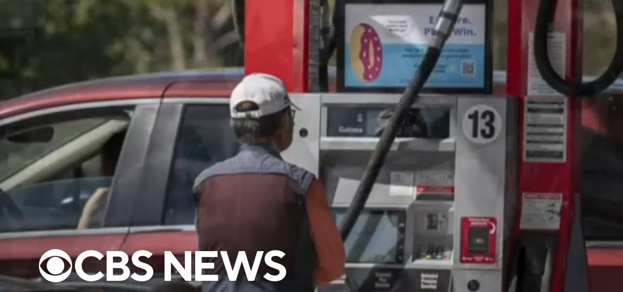 Gas prices continue to drop across the U.S.