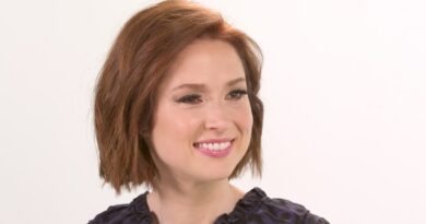 ‘The Office’ star Ellie Kemper’s take on saving money and being successful