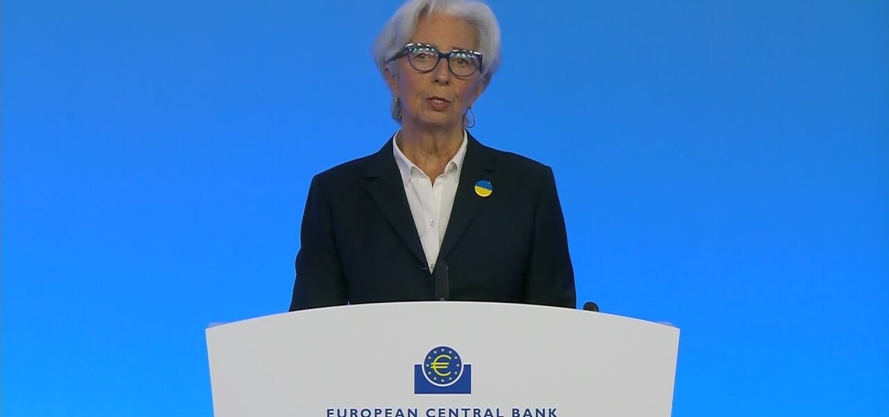 Lagarde Says Inflation Likely to Stabilize at 2%