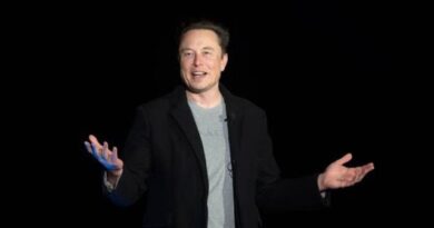 Musk Asks for Twitter Trial to Start Oct. 17