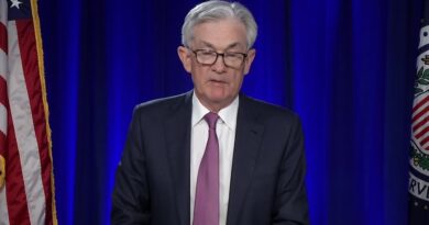 Powell Won’t Rule Out Hiking Rates at Every FOMC Meeting