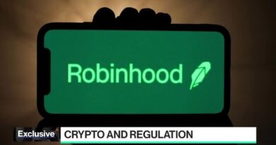 Robinhood CLO on Crypto Wallets, Legal Woes