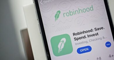 Robinhood Plans to Cut 9% of Full-Time Employees