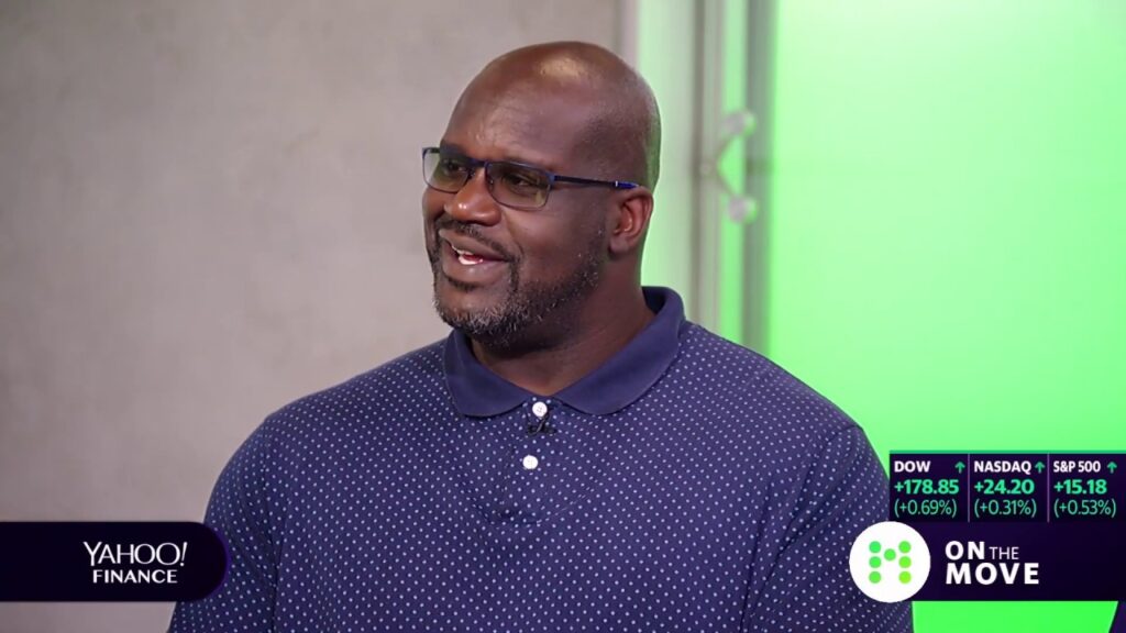 Shaq responds to Kobe Byrant and talks Papa John’s controversy