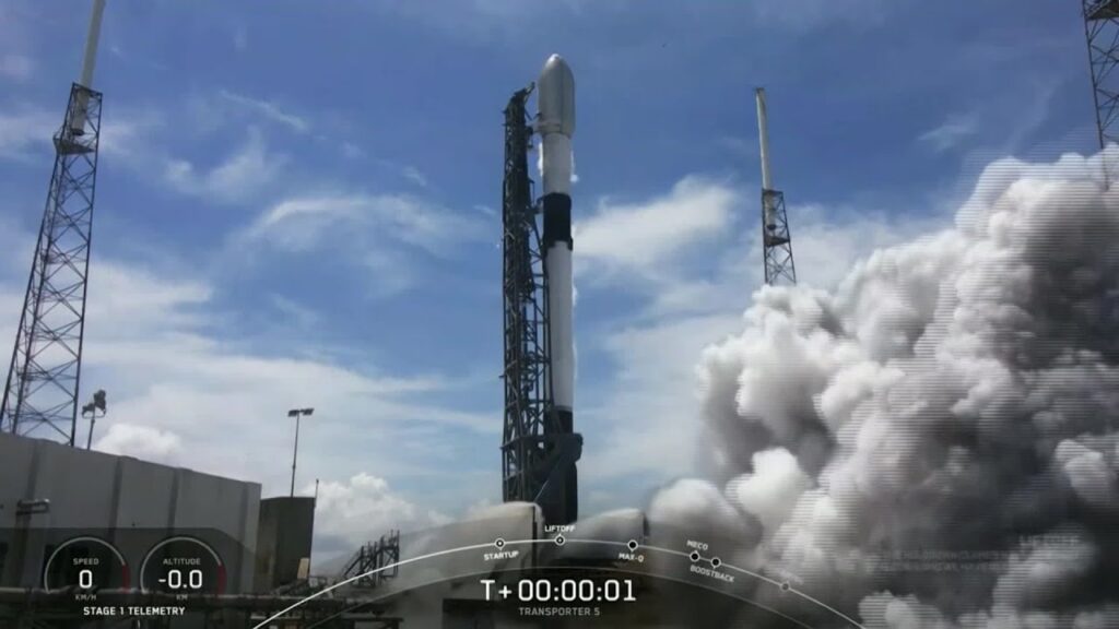 SpaceX Launches 59 Smaller Spacecraft