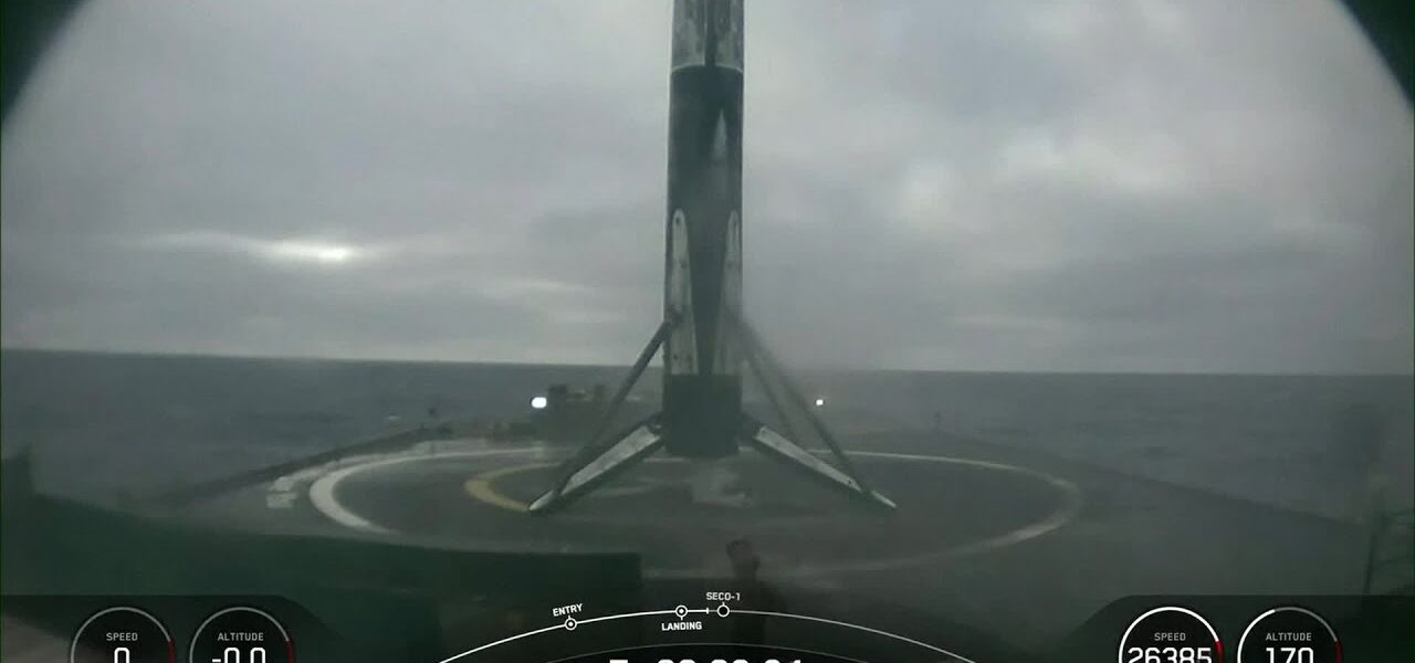 SpaceX Sends 46 Satellites to Space