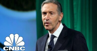 Starbucks’ Howard Schultz Steps Down To Explore Public Service