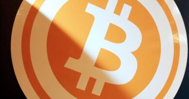 With Bitcoin Falling, Grayscale Files to Launch Bitcoin Trust