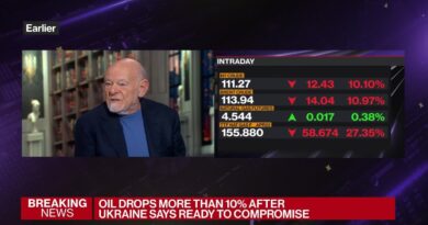 Zell Says Fed Should Stop Buying Securities, Raise Rates