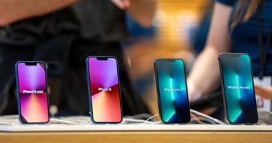 Apple Poised to Slash IPhone Production Goal