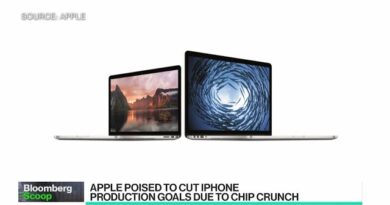 Apple to Unveil Redesigned MacBook Oct. 18