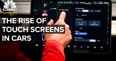 How Safe Are Touch Screens In Cars Like Tesla