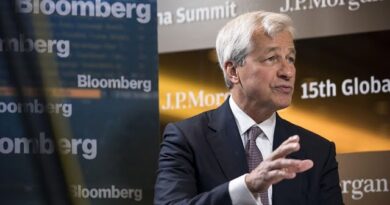 JPMorgan CEO Dimon Warns of Bigger Trading Revenue Drop