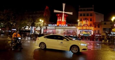 Mobileye Sees “Crazy Paris” Traffic Boosting Autonomous Driving