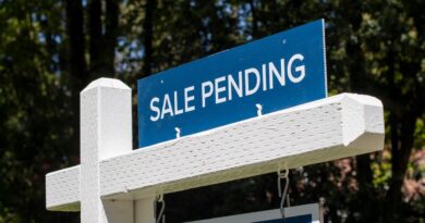 Pending home sales slide in November