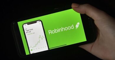 Robinhood CEO Tenev on ‘Humbling’ Moment of IPO