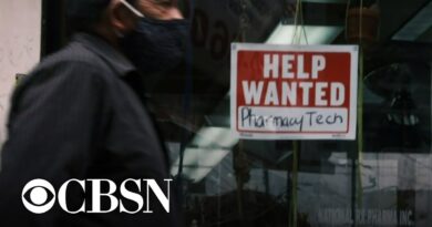 First-time unemployment unexpectedly rise for the first time since April