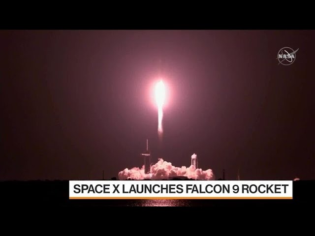 SpaceX Launches Falcon 9 Rocket