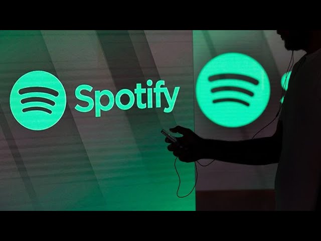 Spotify CEO Won’t Drop Joe Rogan