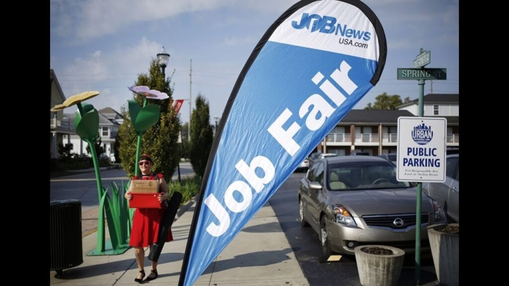 U.S. Jobless Claims Fall, GDP Shows Economic Resurgence