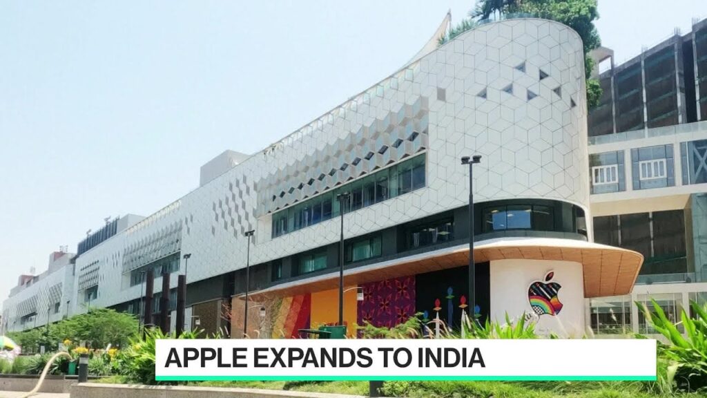 Apple Opens First Stores in India