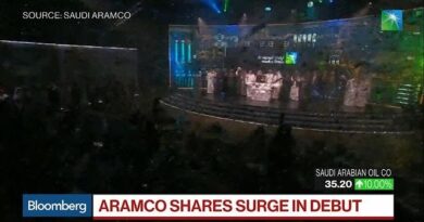 Aramco Surges 10% in Trading Debut