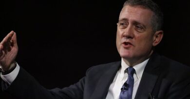 Bullard Says Fed Will Try to Make Up for Past Inflation Misses