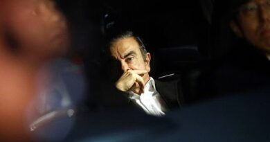 Carlos Ghosn Leaves Japan for Lebanon