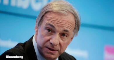 Dalio Says the Fed Will Do ‘Practically Anything’ to Save the System