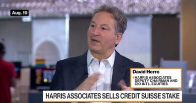 David Herro Sells Entire Stake in Credit Suisse