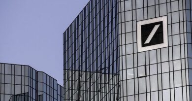 Deutsche Bank Warns on Positioning