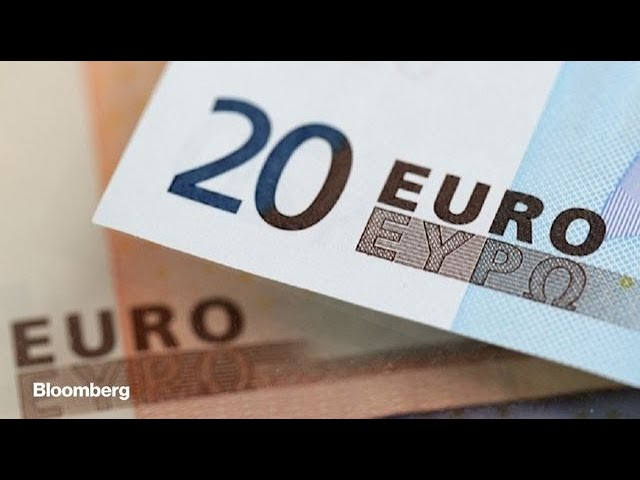 Euro Approaching ‘Costly Level,’ Natixis’ Dwek Says