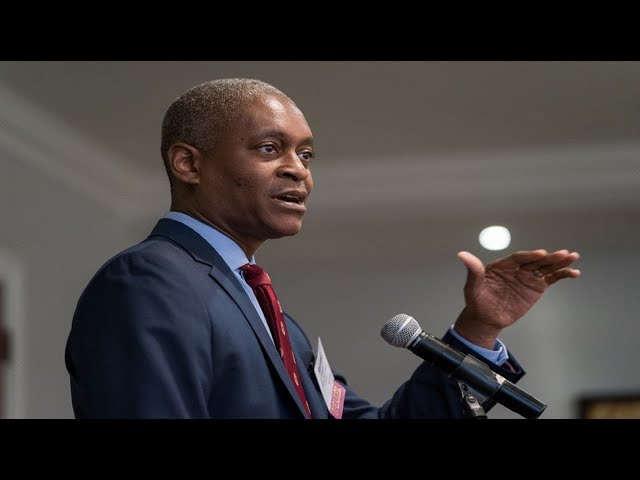 Fed’s Bostic Sees Signs of Economy ‘Leveling Off’