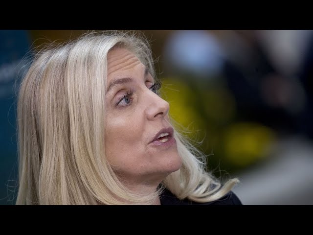 Fed’s Brainard Says Economic Risks Are Tilted to Downside