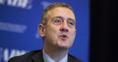 Fed’s Bullard: U.S. Has Already Delivered Enough Fiscal Aid