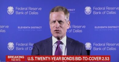 Fed’s Kaplan Expects ‘Slow, Steady Recovery’ in Second Half