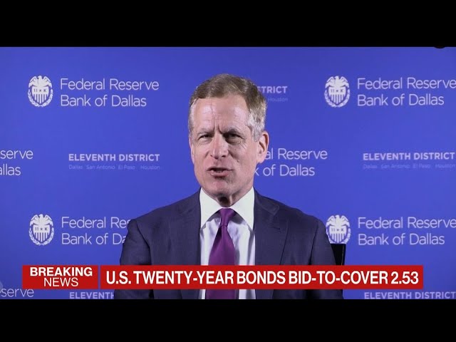 Fed’s Kaplan Expects ‘Slow, Steady Recovery’ in Second Half